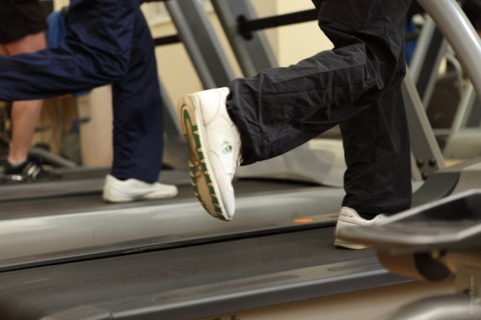 But there are also an increasing number of athletes who are choosing to go gluten free only because they notice it makes them feel more energized and hence boosts their performance