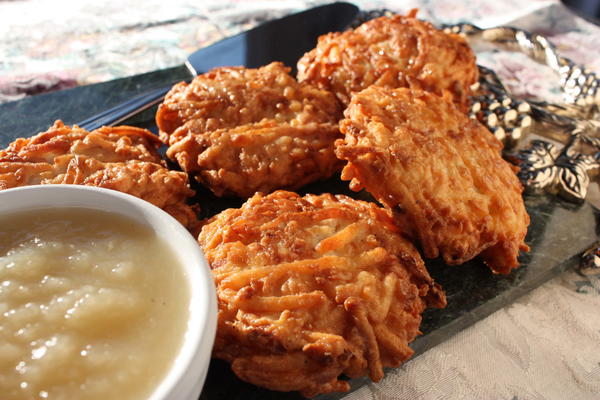 simple-shredded-potato-pancakes_large600_id-1150382