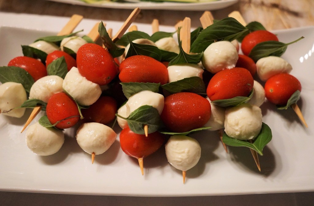 No-Grill Tomato, Basil and Mozzarella&nbsp;Skewers