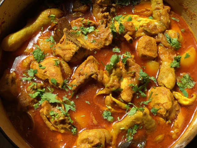 Delicious Slow-Cooked  Bengali Style Chicken&nbsp;Curry